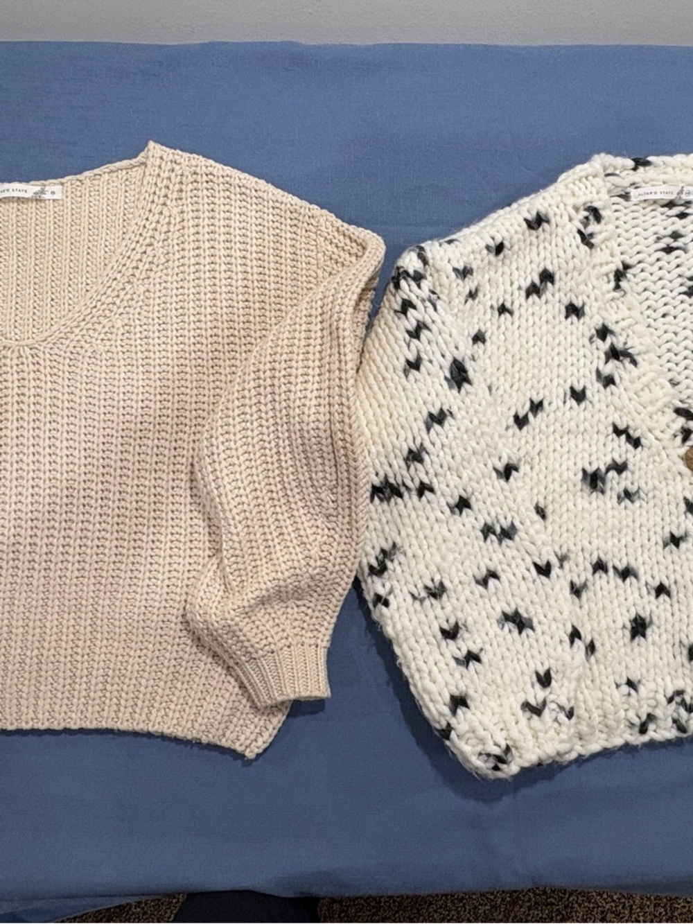 altar d state sweaters Chunky Knit Cardigan & Cotton V Neck: Sm Med Cropped